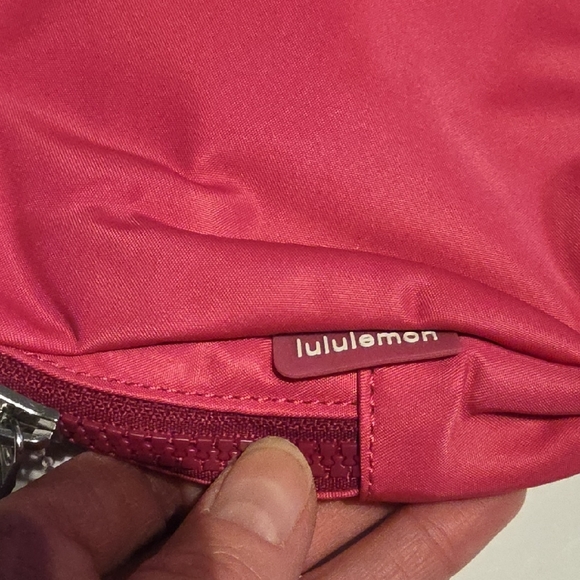 Lululemon Everywhere Belt Bag Large NWT - Picture 5 of 12